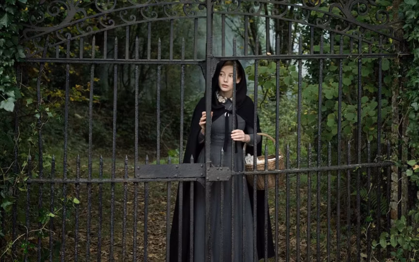 The Lodgers Review: Nudity And Ghosts, But Few Scares